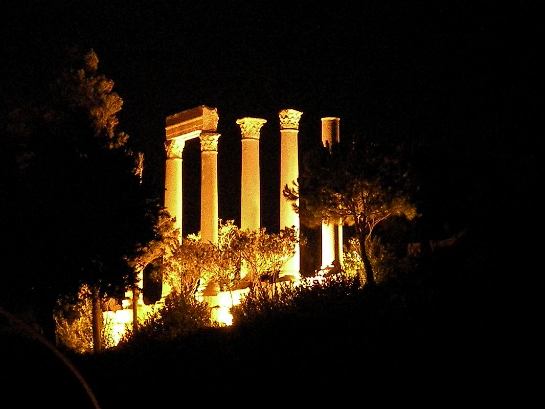 Byblos 08 Roman Columns 